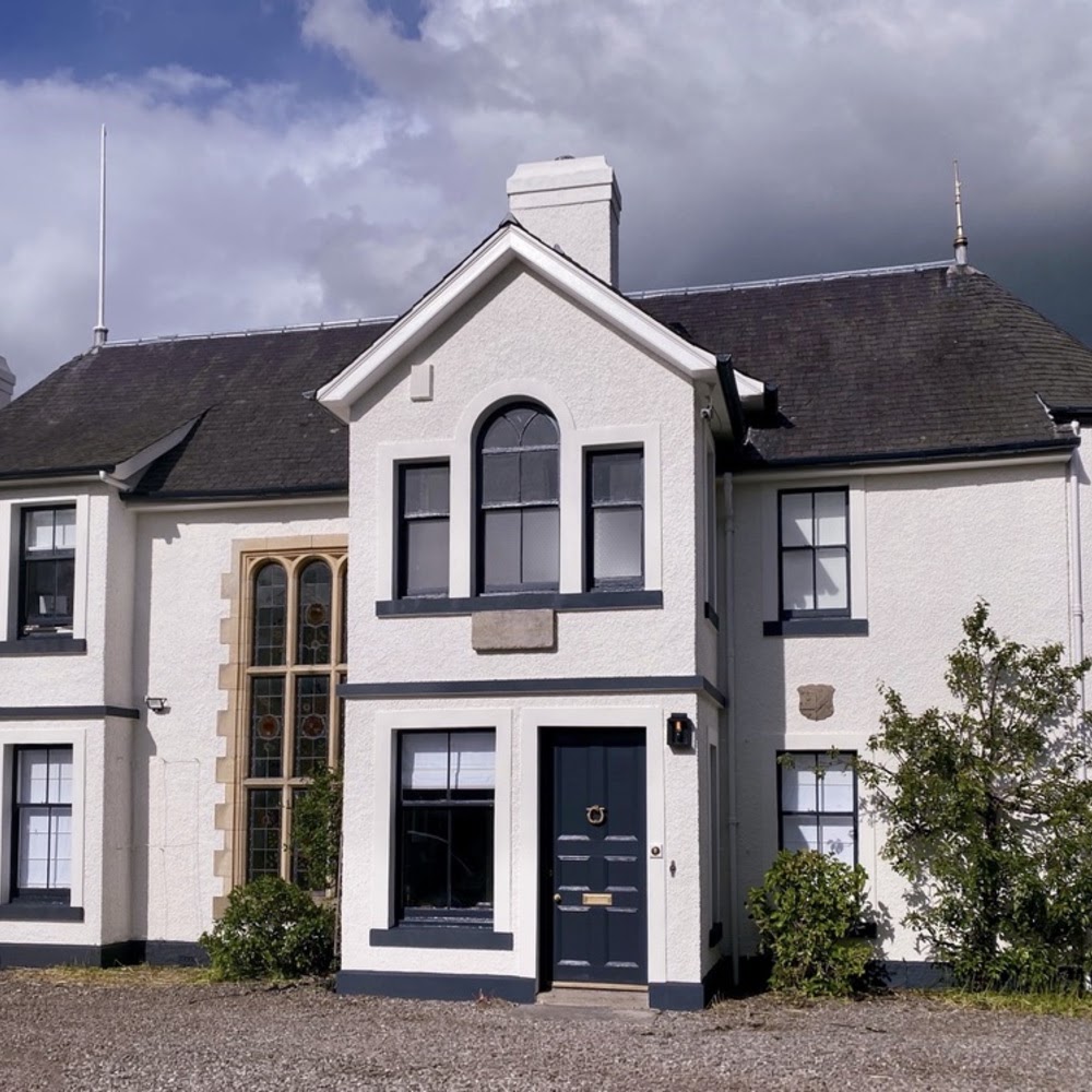 Borthwick Decorators Ltd in Perth